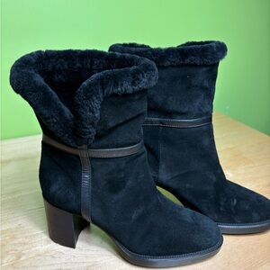 Aquatalia boots black boots size 8  like new